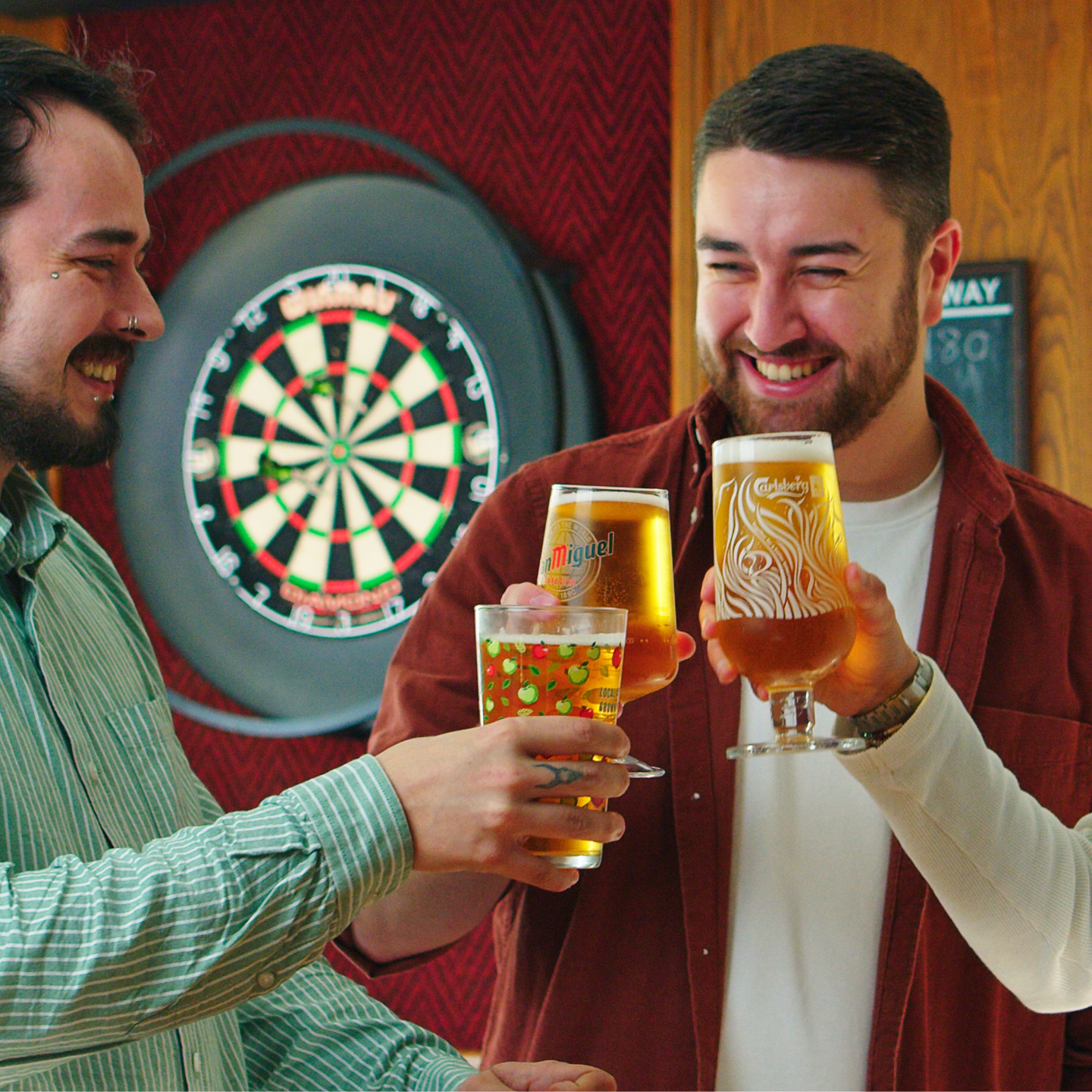 Raise a glass This Father's Day at The Travellers Rest in Bucknall, Stoke on Trent!